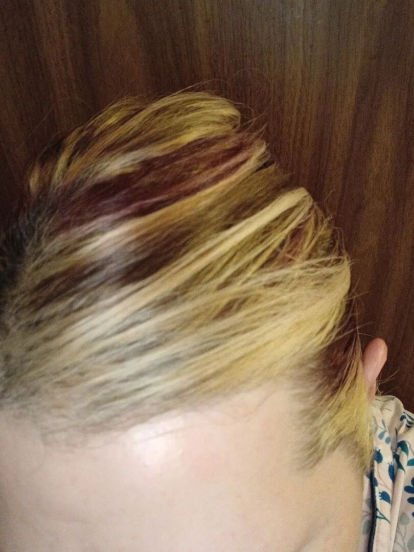 Kenra Professional Platinum Texturizing Taffy 13 Pomade Texture