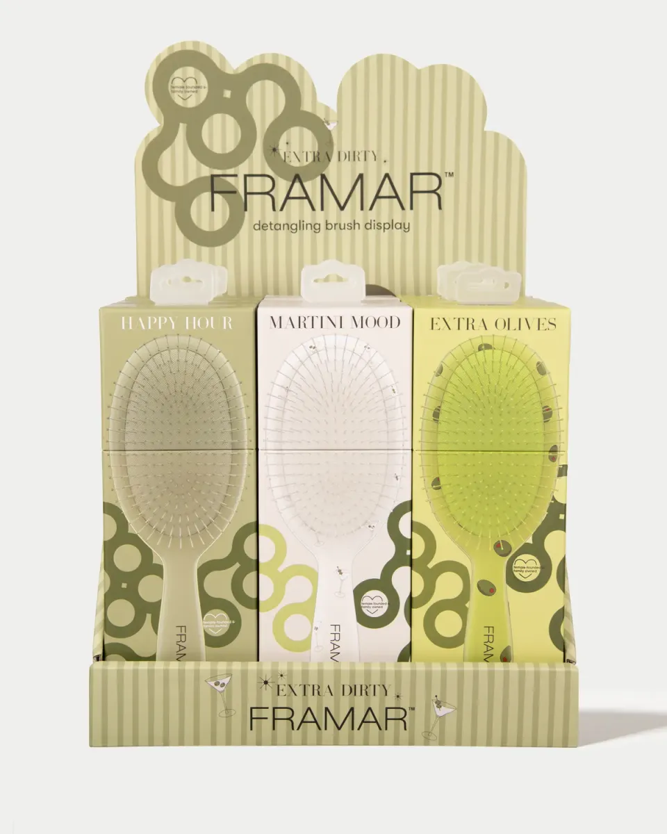 Framar Detangle Brush Display