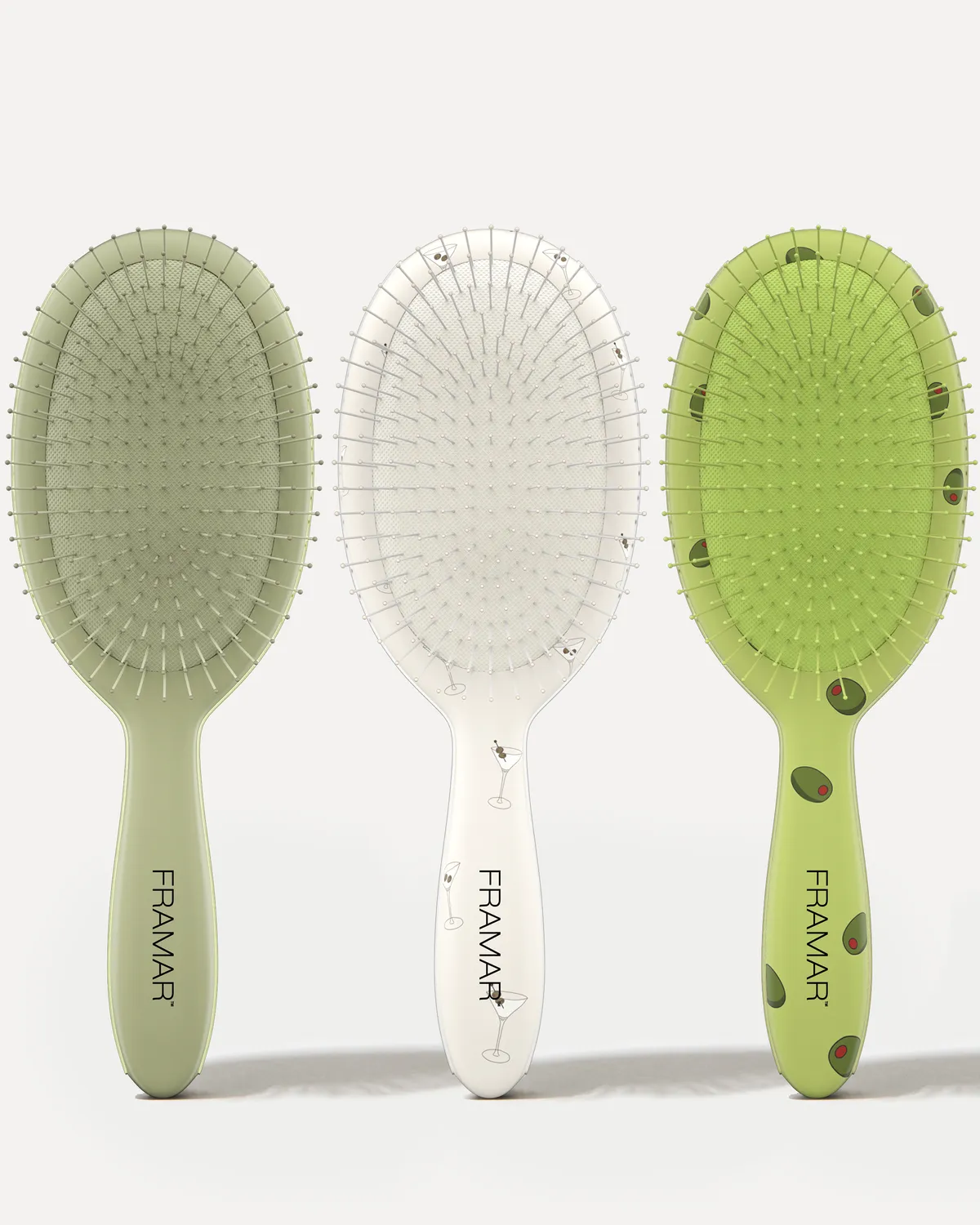 Framar Detangle Brush Display