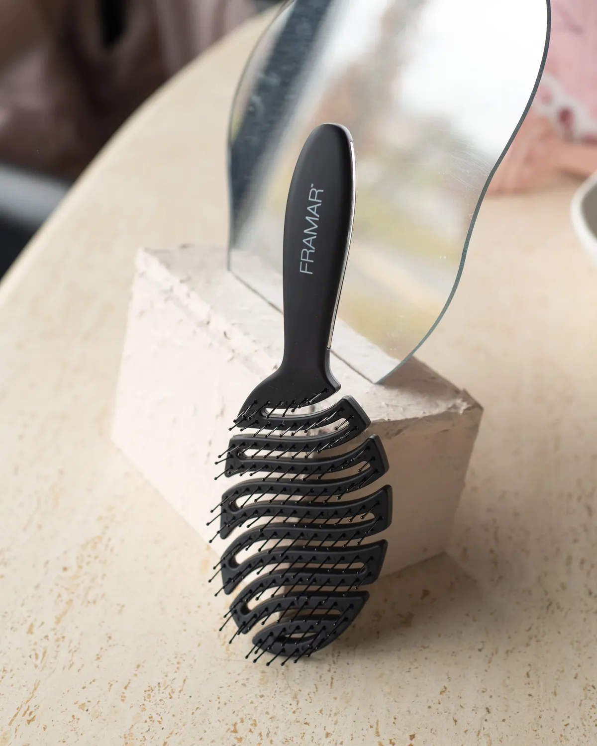 Framar Flex Brush Detangle Brush Vented