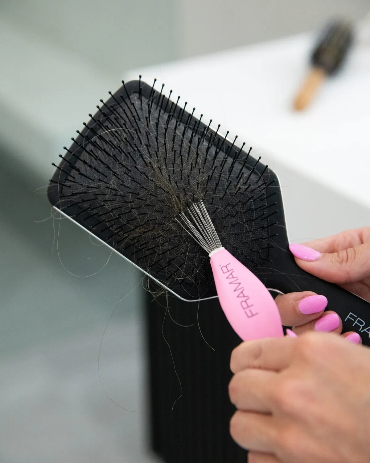 Framar Brush Cleaner Pink Dual Sided Tool