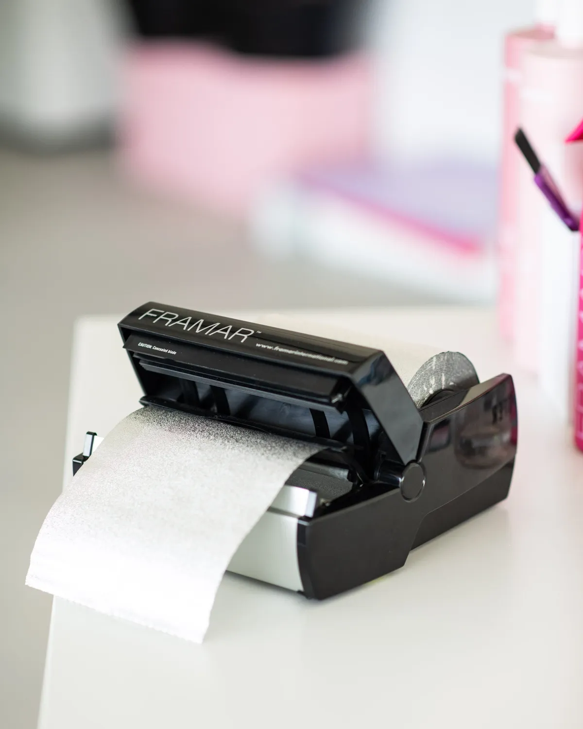 Framar Fold Freak Foil Dispenser One-Handed